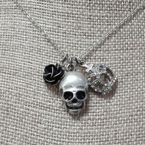 Skull necklace